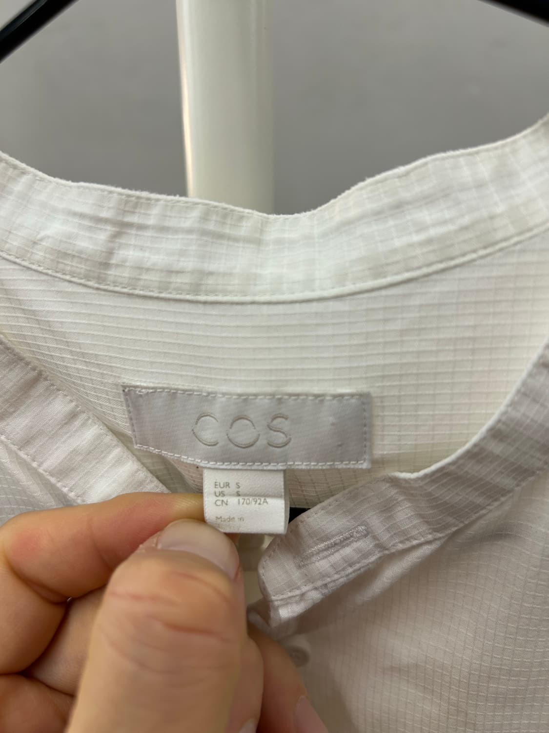 코스(COS)화이트 헨리넥 셔츠 m 상품이미지3