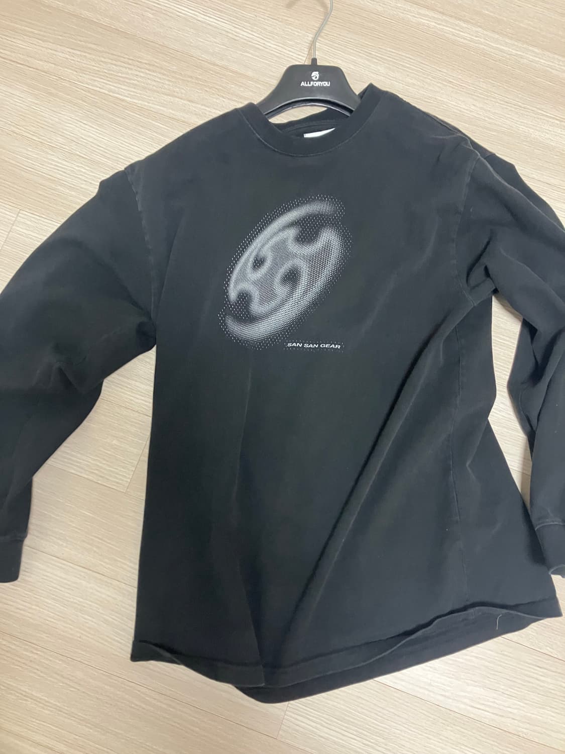 산산기어 롱슬리브 팝니다 상품이미지1