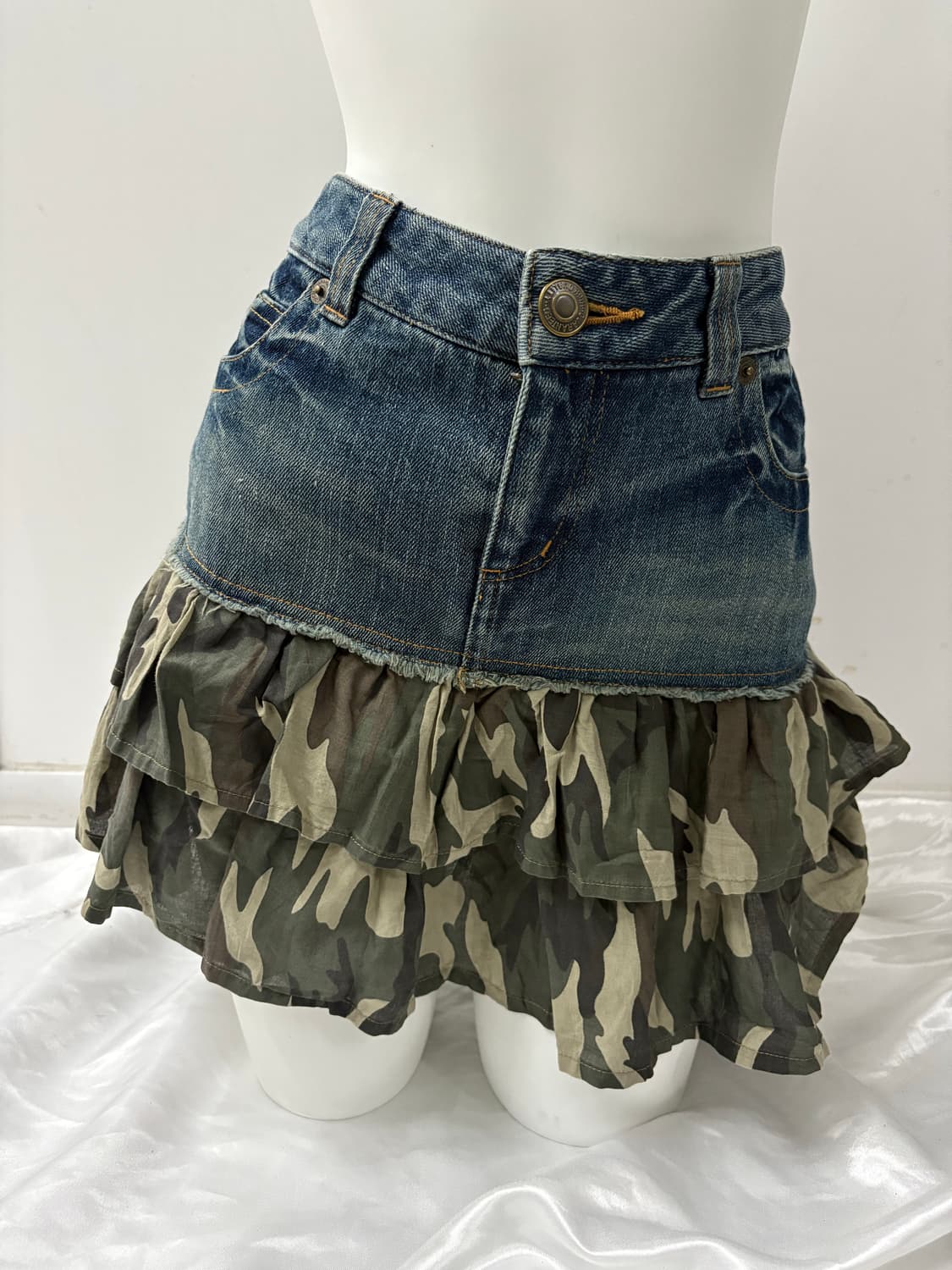 Y2K 카모 플리츠 청스커트 상품이미지1