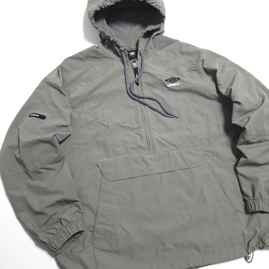 엄브로 클래식 후드 아노락 바람막이 그레이카키 상품이미지2