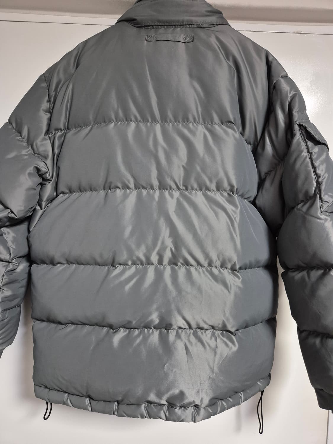 폴로스포츠 회색 유광 패딩 상품이미지5