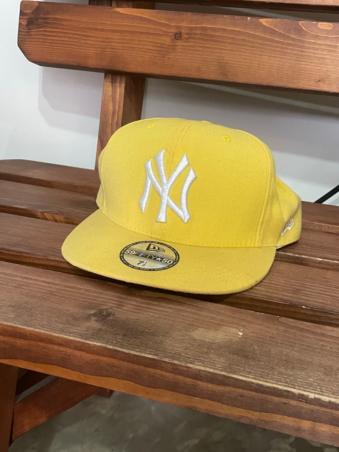 뉴에라 뉴욕양키스 옐로우 made in usa 7 1/2 (60cm) 상품이미지1