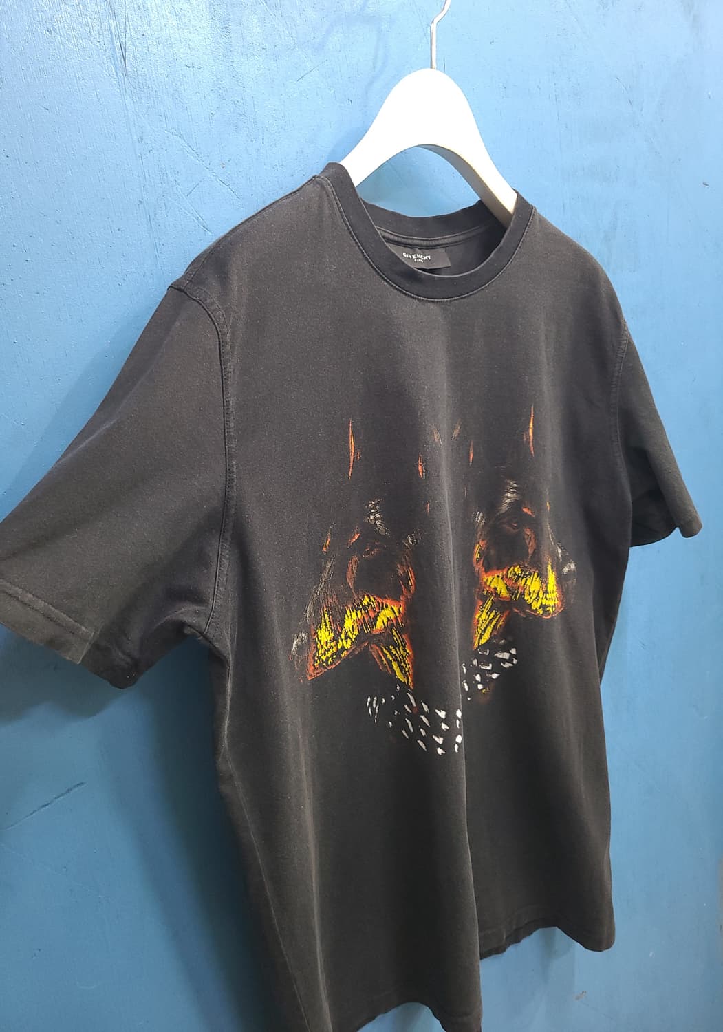 13년된 13fw 빈티지 지방시 도베르만 반팔티 XL 상품이미지3