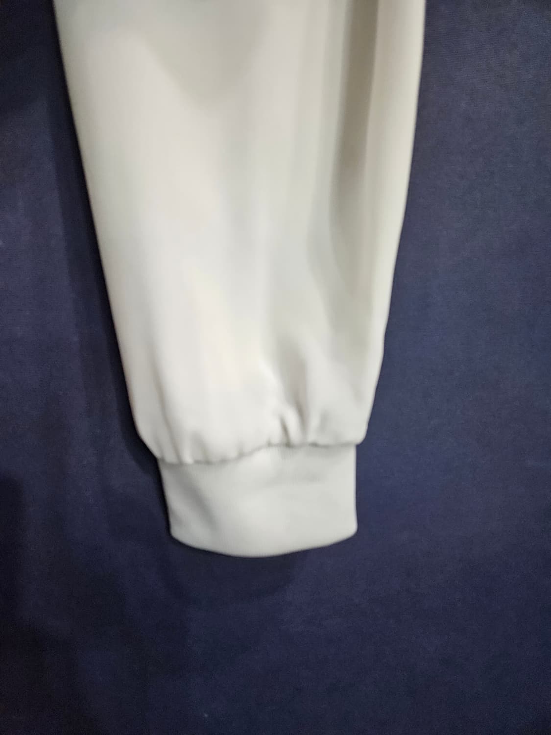 아디다스 빅로고 투톤컬러 남성 오버핏 90~95 긴팔티  상품이미지5