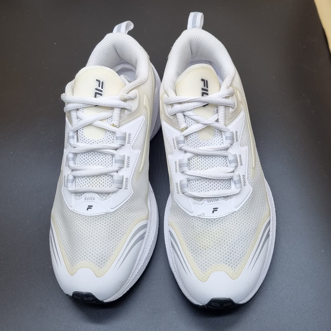 휠라 뉴런3 여성운동화230  상품이미지2