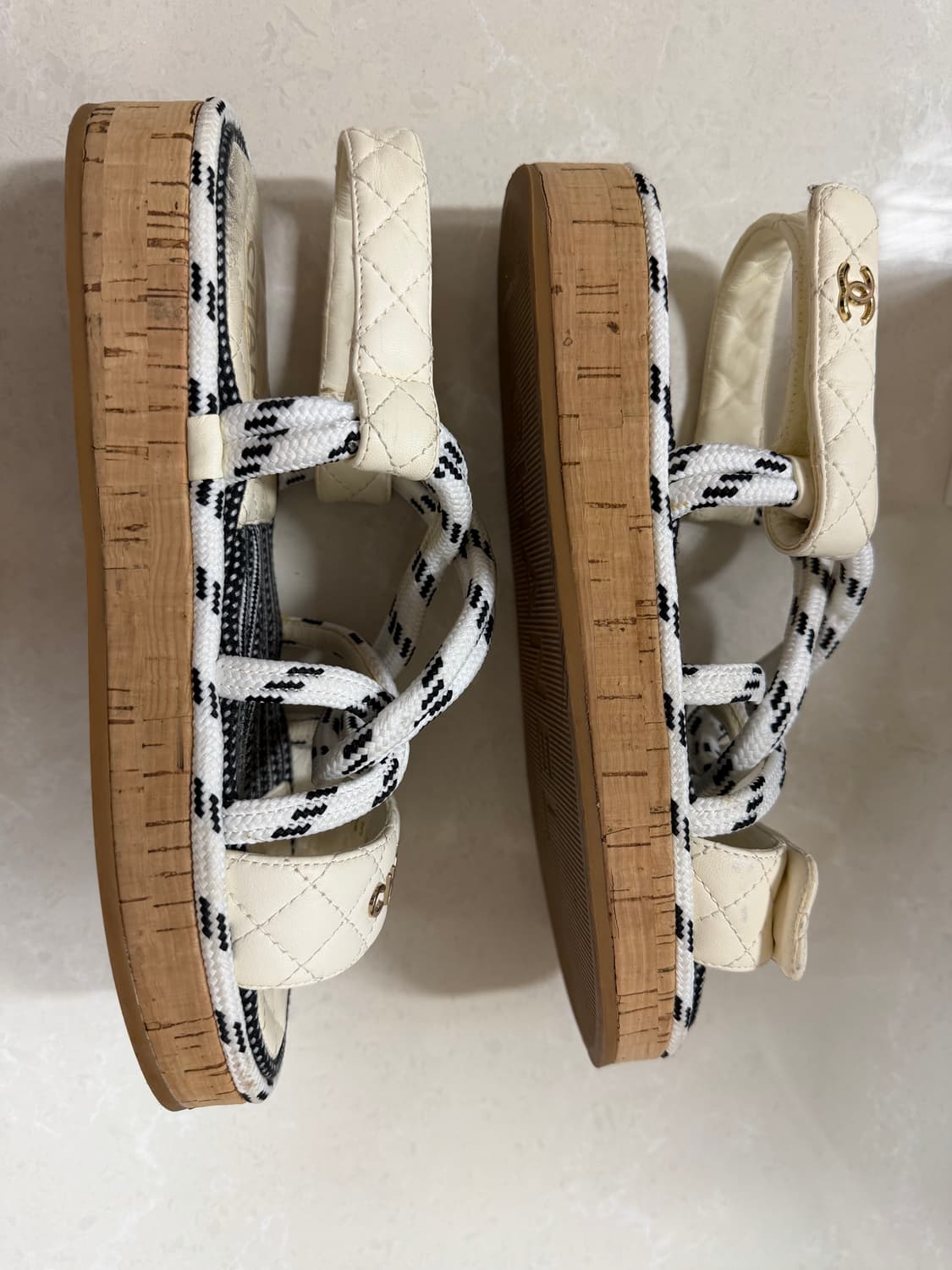 샤넬 로프 벨크로샌들  37 (240) 상품이미지6