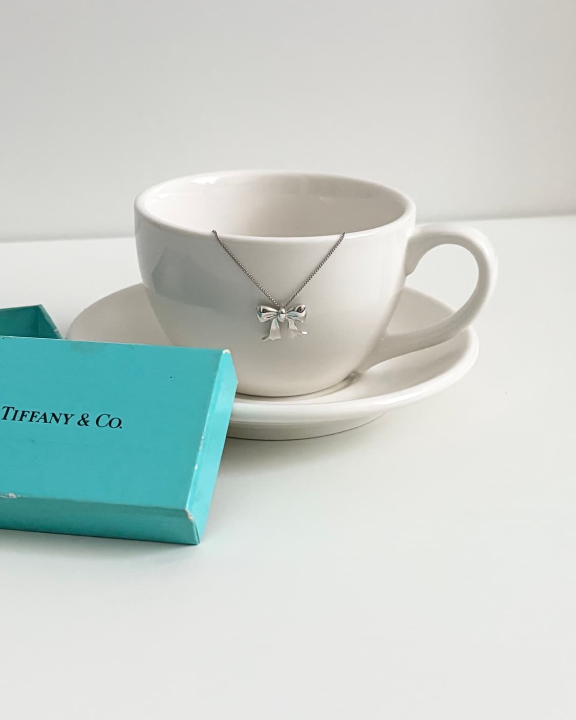 티파니앤코 리본 실버 목걸이(SV925) 상품이미지1