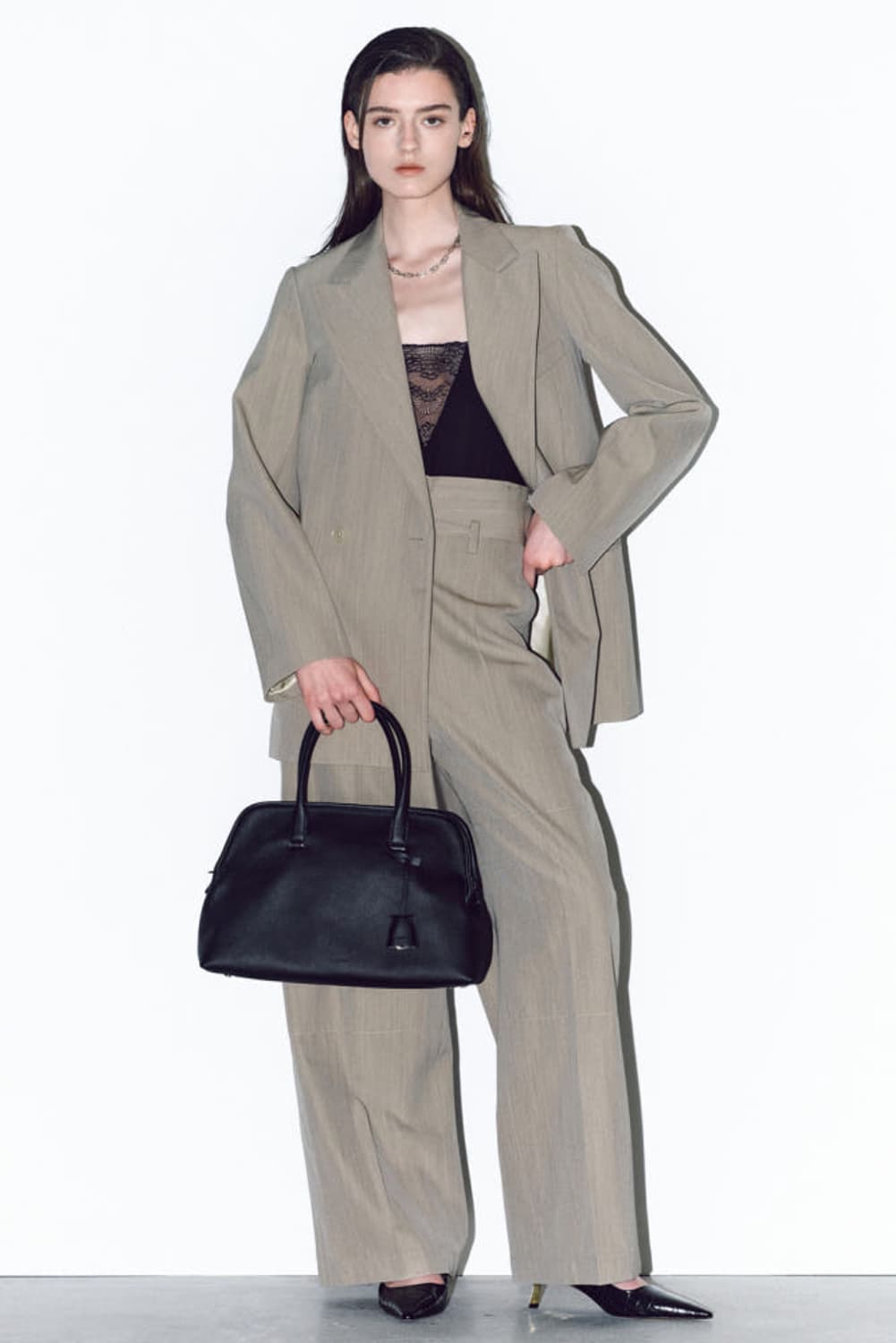 쿠론 아칸 토트 37 블랙 상품이미지1