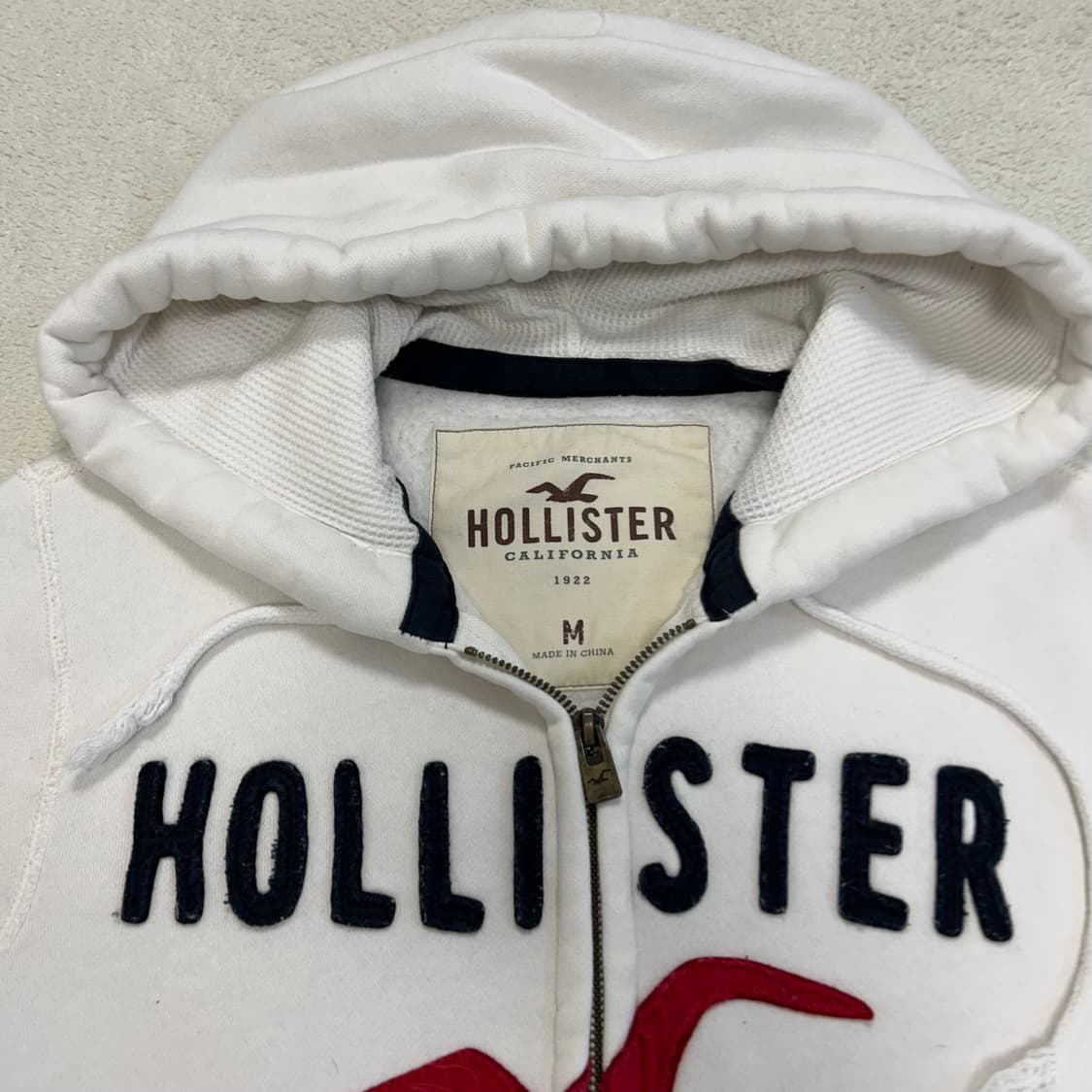 Hollister white hood zip-up 상품이미지6