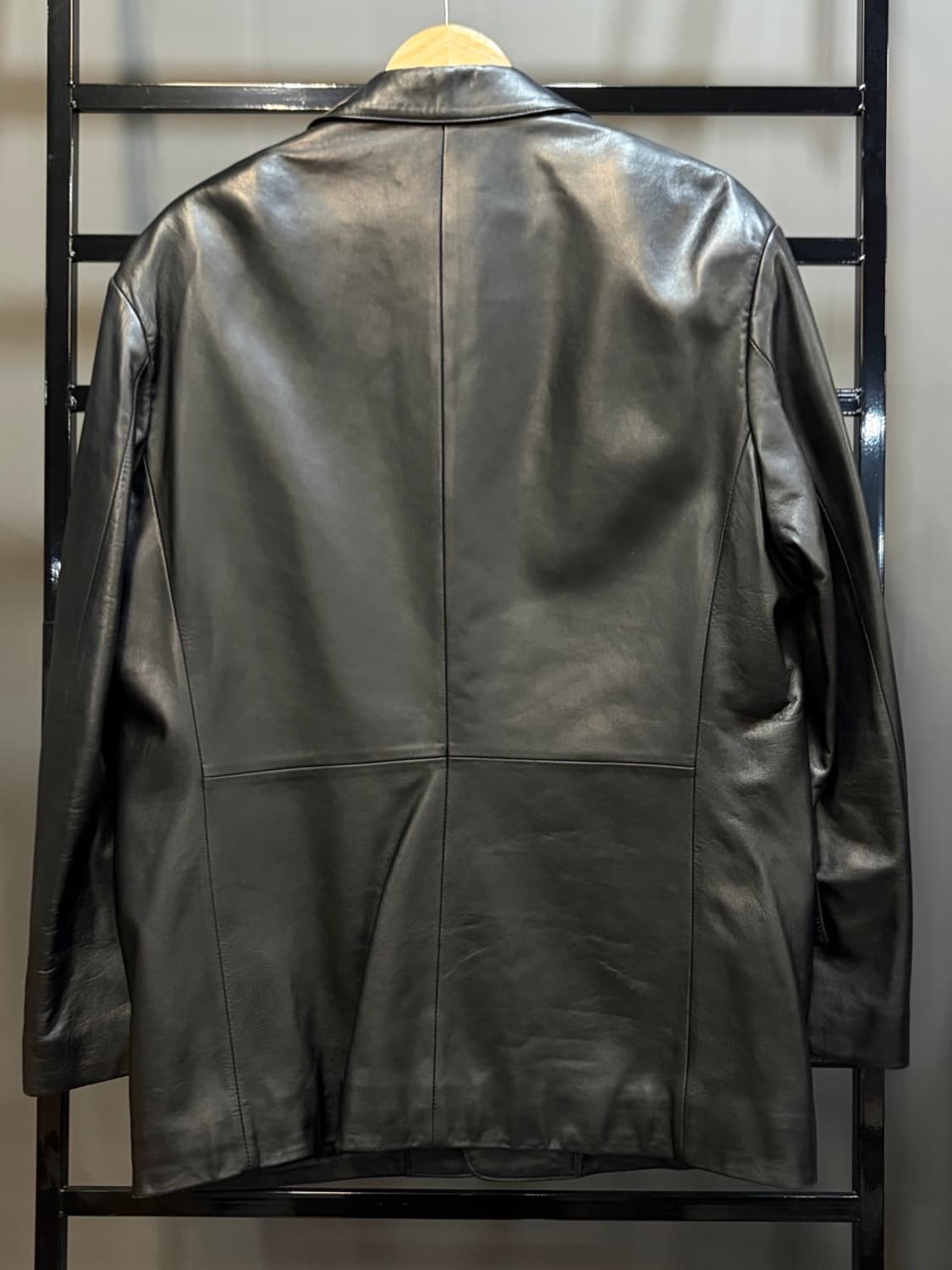 (105) 입생로랑 3버튼 양가죽 빈티지 자켓 38.9  상품이미지2