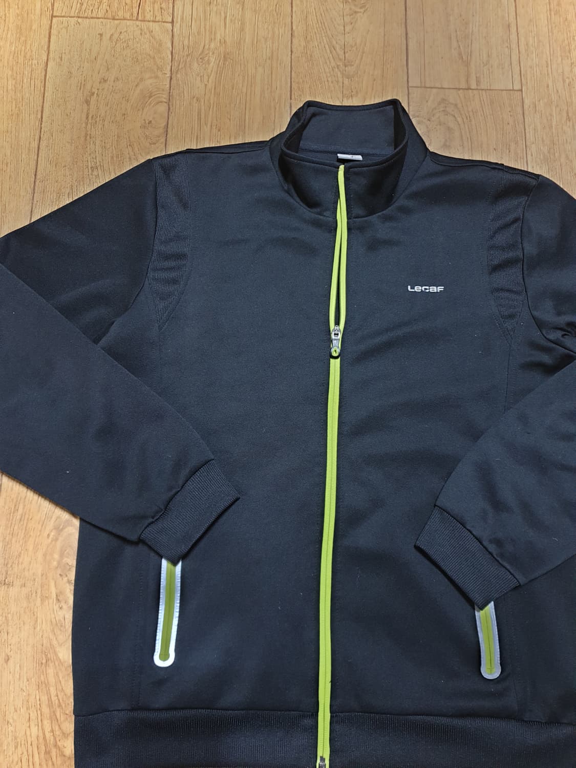 1225 르까프 운동복 집업 100 사이즈입니다 상품이미지4