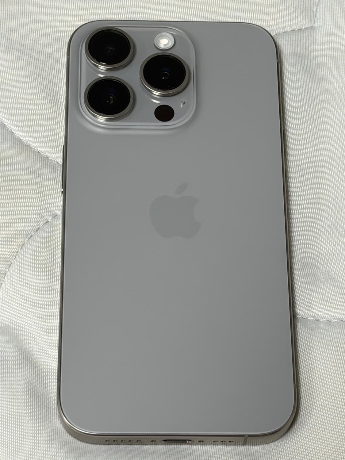 아이폰 15 Pro 256GB 내추럴 티타늄 자급제 상품이미지1