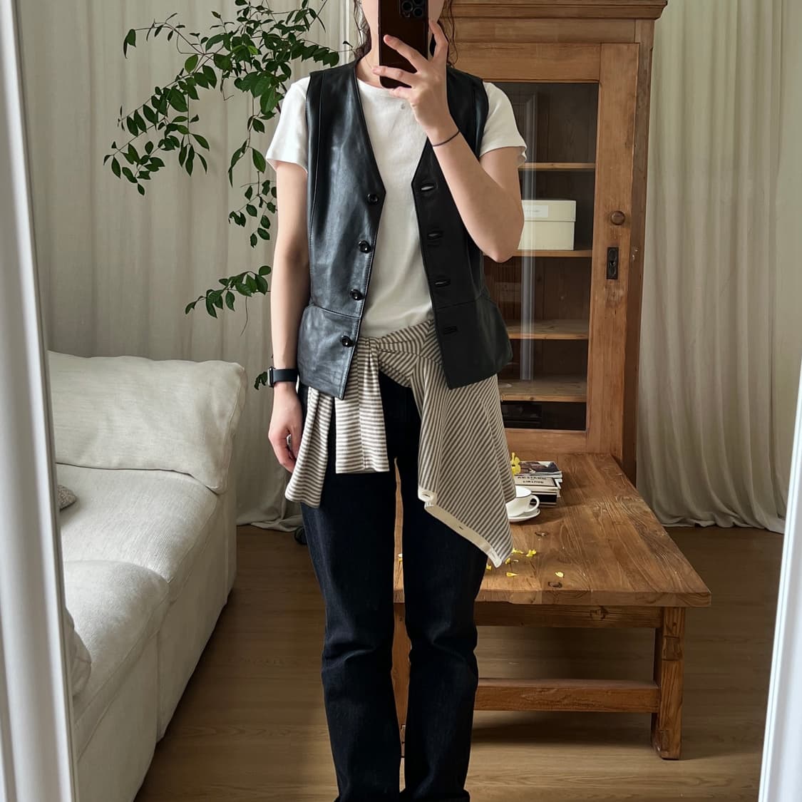 블랙 레더 베스트 상품이미지8