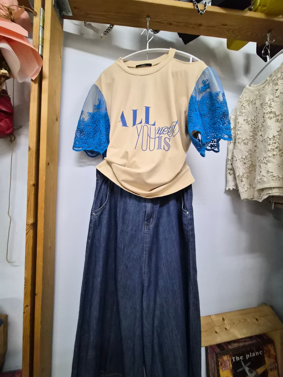 블루레이스 언발컷 레터링티, 상품이미지1