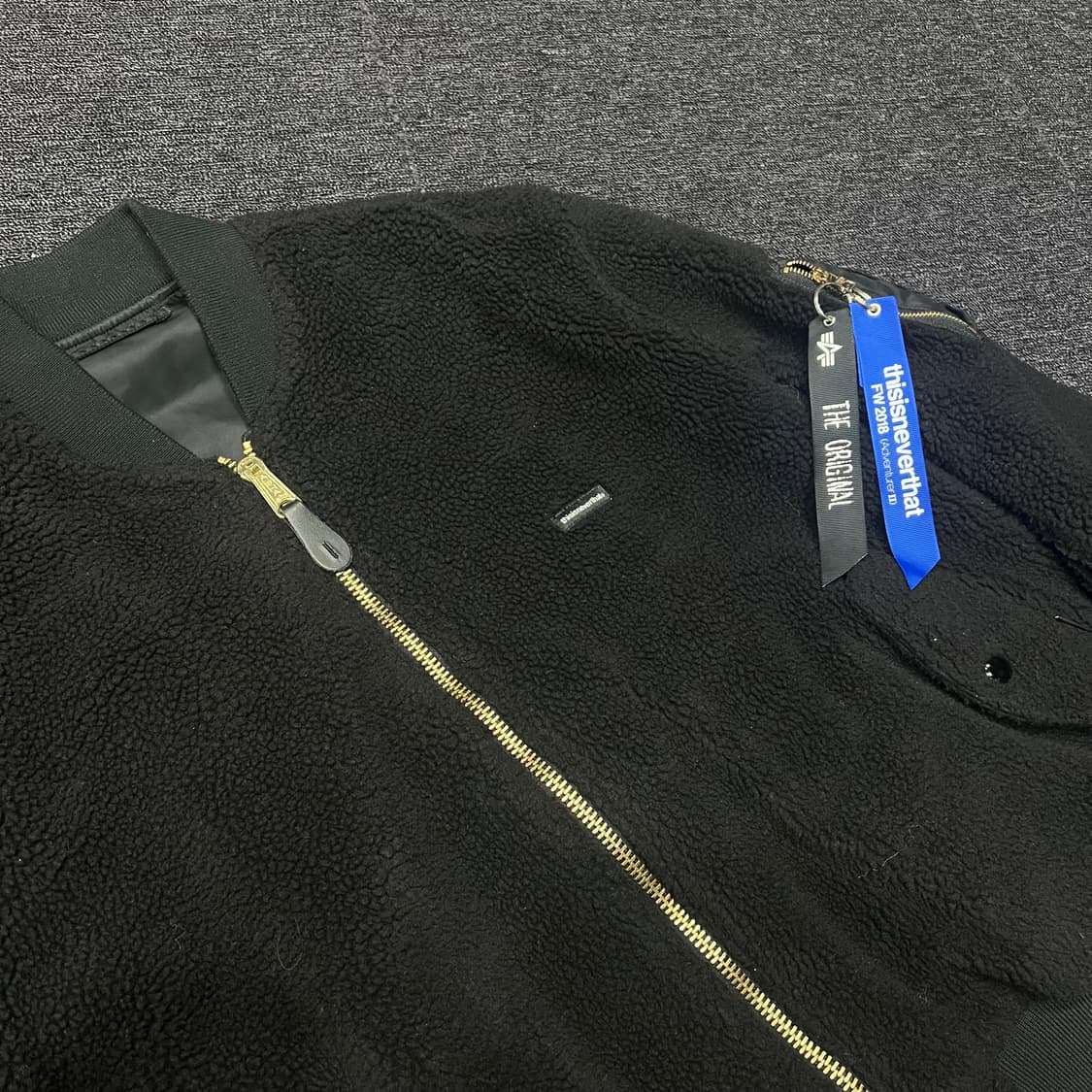 알파인더스트리 x 디네댓 콜라보 리버시블 ma-1  상품이미지5