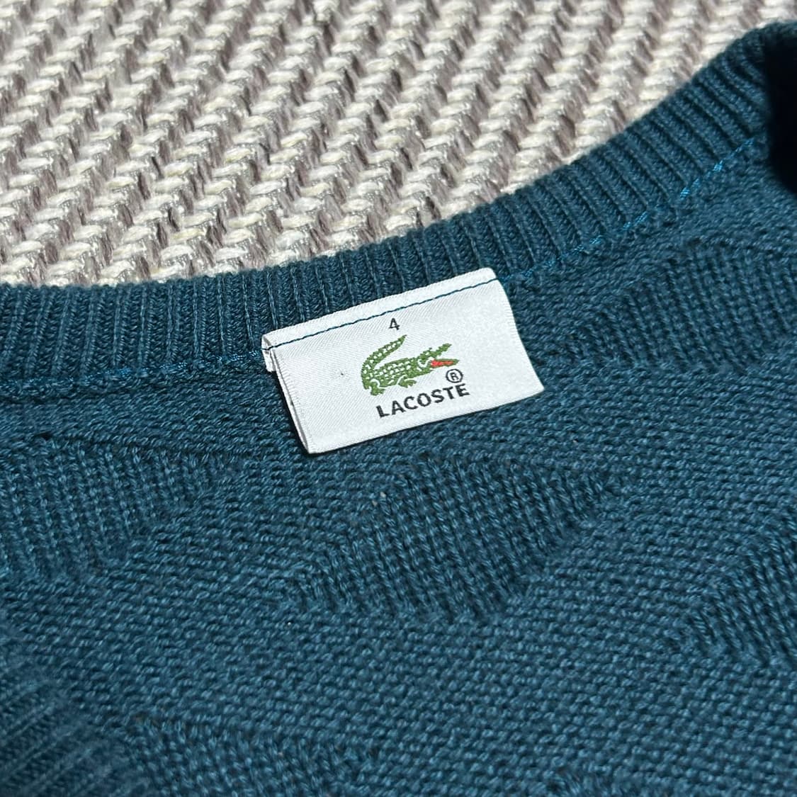 [M] Lacoste 라코스테 패턴 브이넥 니트 상품이미지4