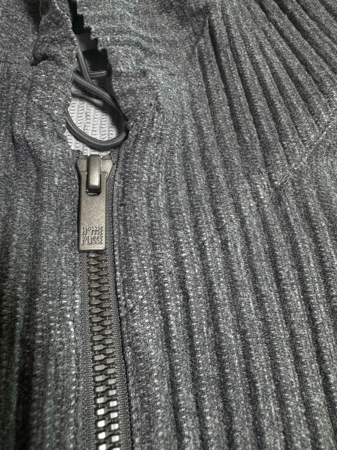 옴므플리세 헤더그레이 후드집업 상품이미지3