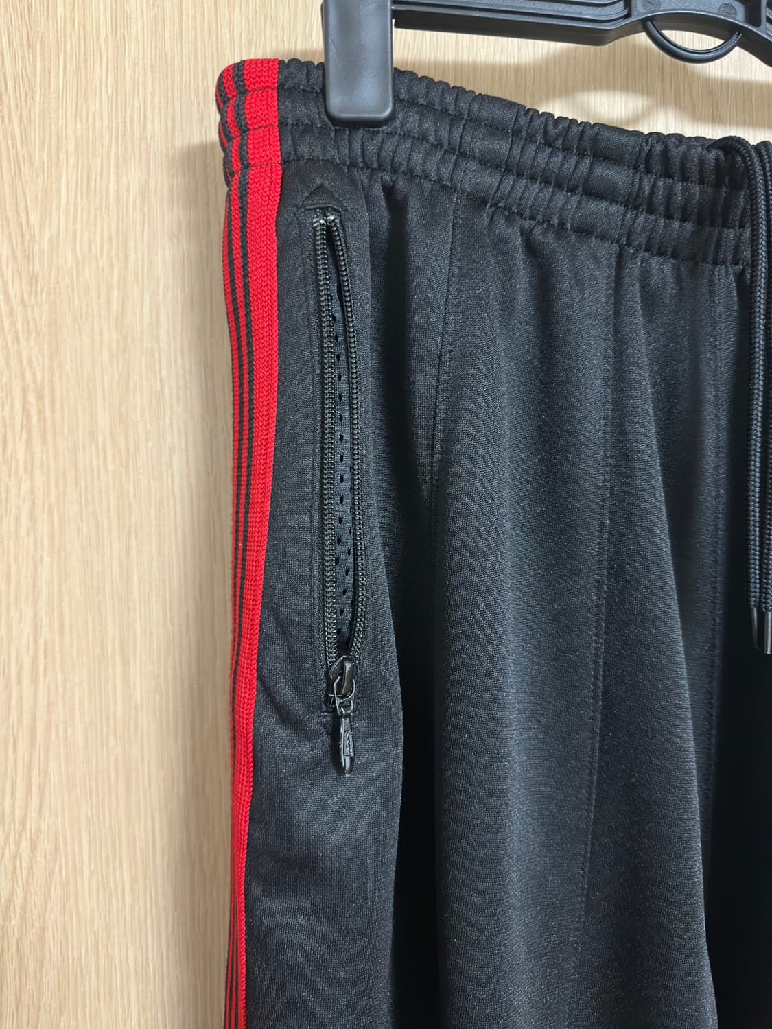니들스 x LHP H.D. 트랙 팬츠 폴리 스무스 블랙 레드 S사이즈 상품이미지6