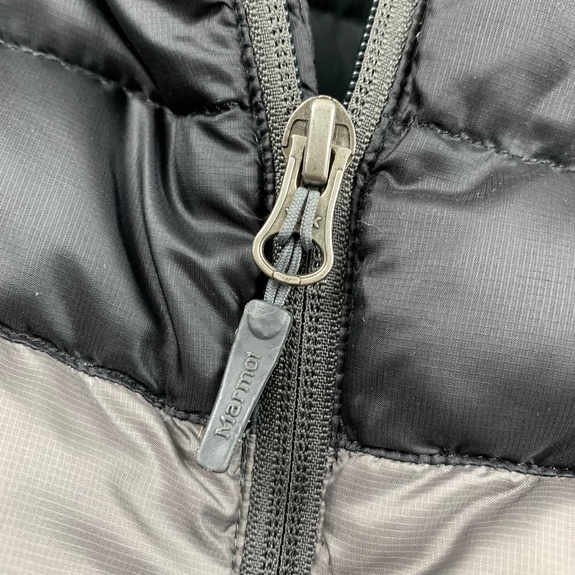 마모트 자수로고 600필 경량 다운 자켓  상품이미지4