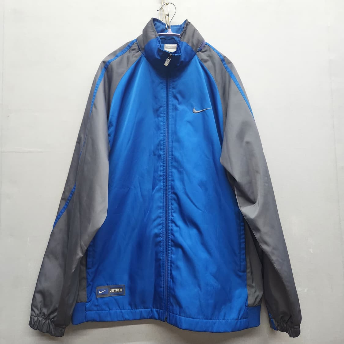 올드스쿨 나이키 스우시 배색(소매)  바람막이 점퍼 XL 상품이미지1