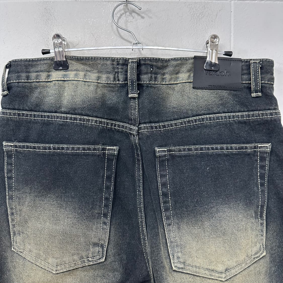 Vaidoh 흑청 워싱 와이드 데님 상품이미지6
