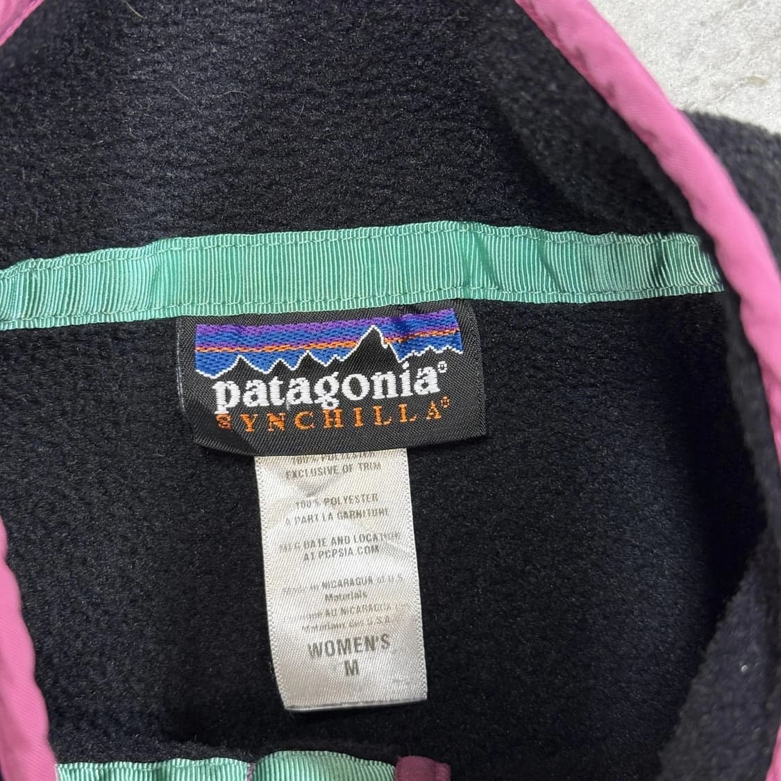 10s 파타고니아 신칠라 스냅-T 블랙/핑크 상품이미지3