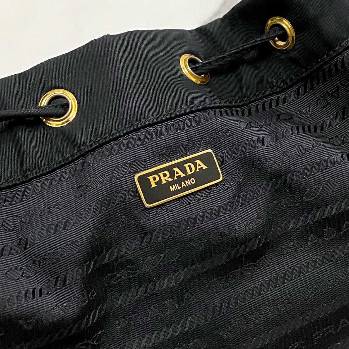 프라다 듀엣 리나일론 삼각로고 버킷백 1BH038 블랙 상품이미지8