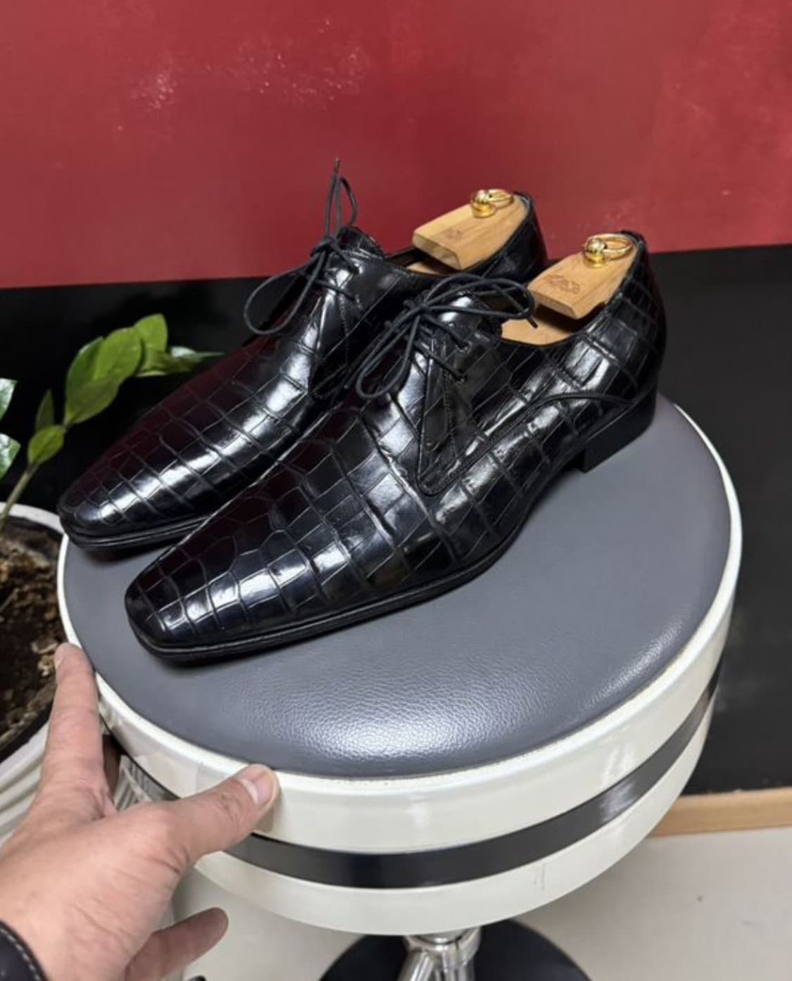 디올 옴므 슈즈(크로커다일 스킨-악어가죽)42.5 사이즈-해외발송 상품이미지1