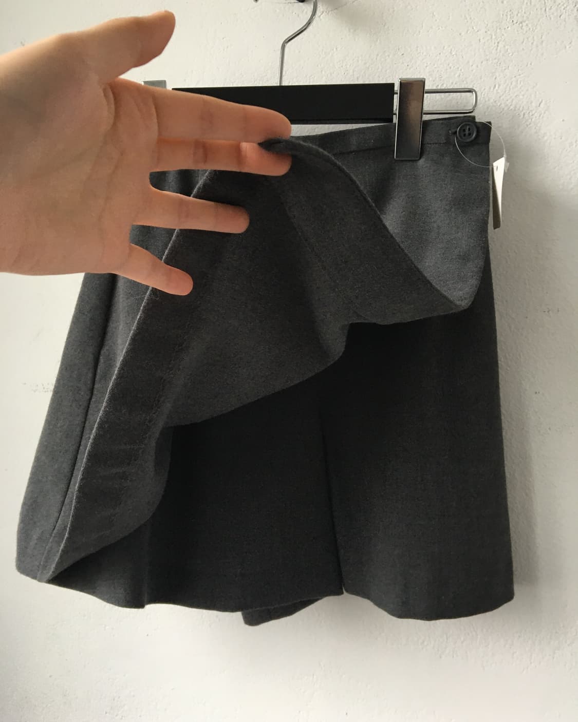 Wrap detail short 상품이미지3
