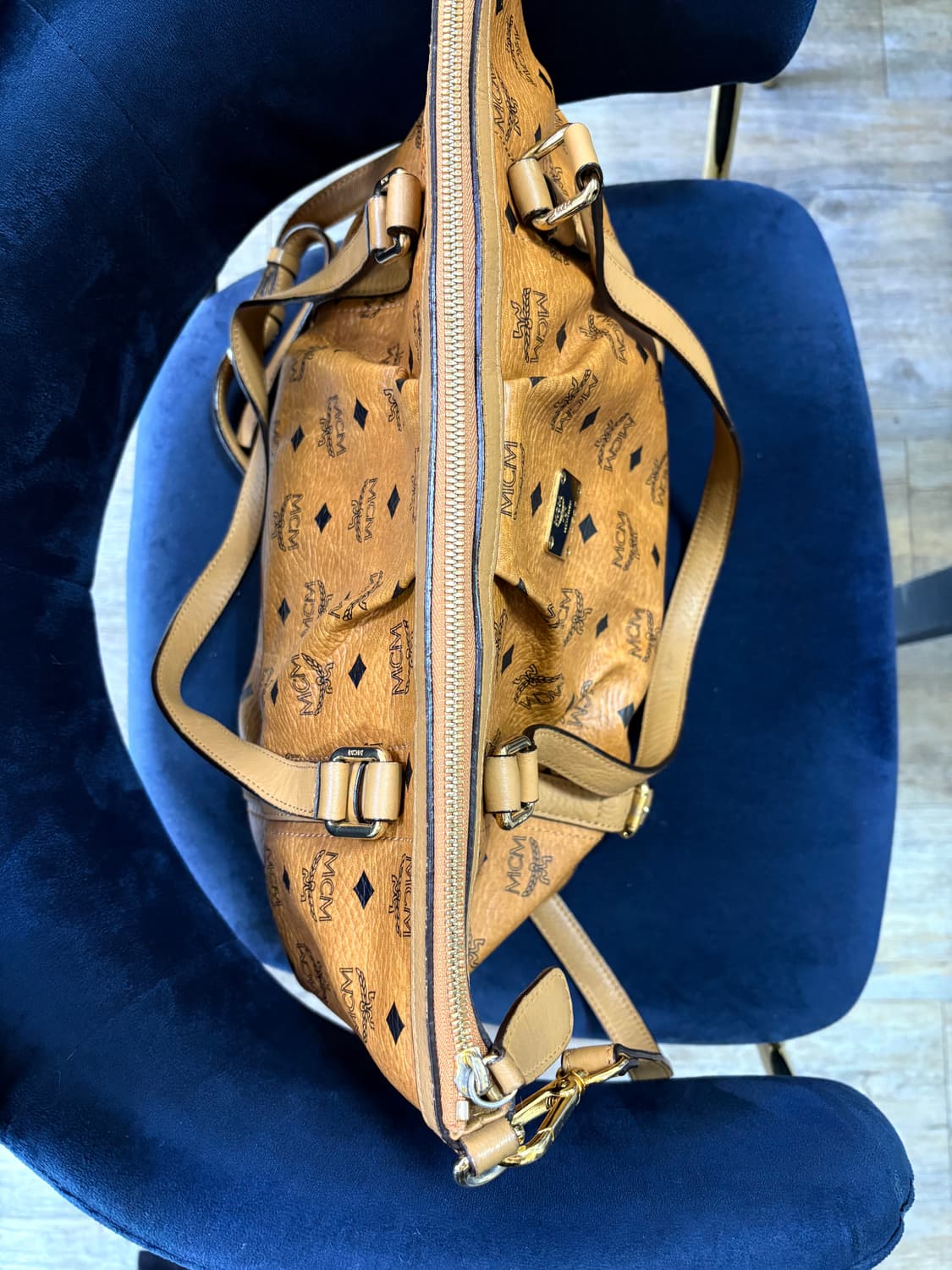 엠씨엠투웨이백 상품이미지4