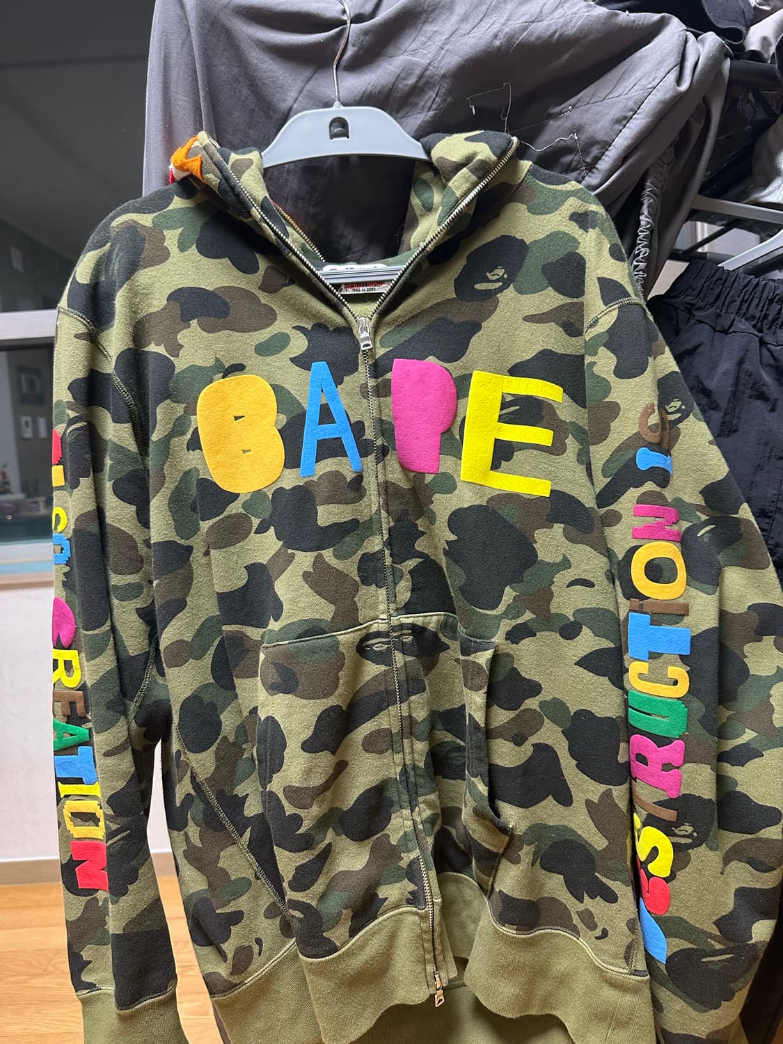 베이프 X 레디메이드 콜라보 후드집업 XL 상품이미지1