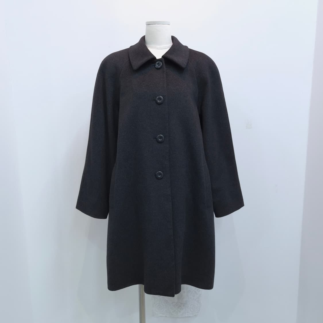 캐시미어 차콜 라글란 롱코트 상품이미지1