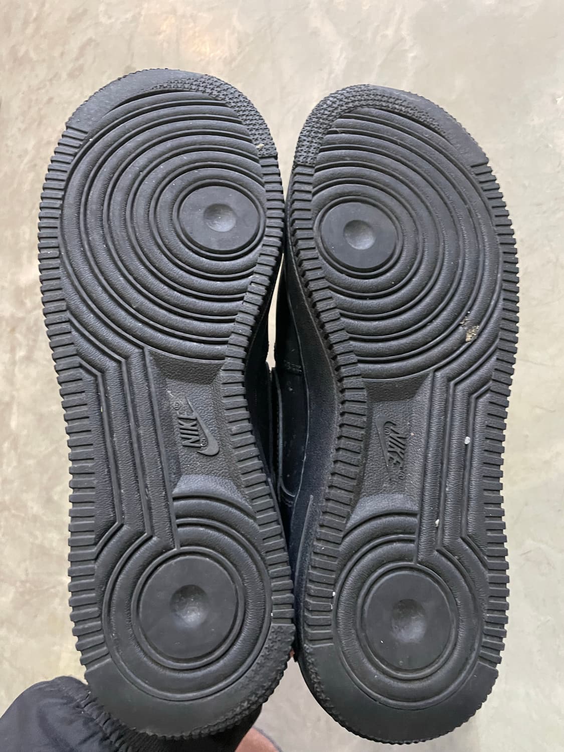 나이키 gs에어포스1 블랙 245 상품이미지6