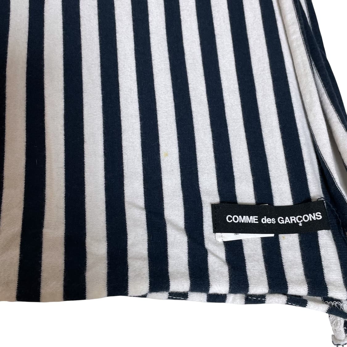 꼼데가르송 스트라이프 머플러 네이비 상품이미지4