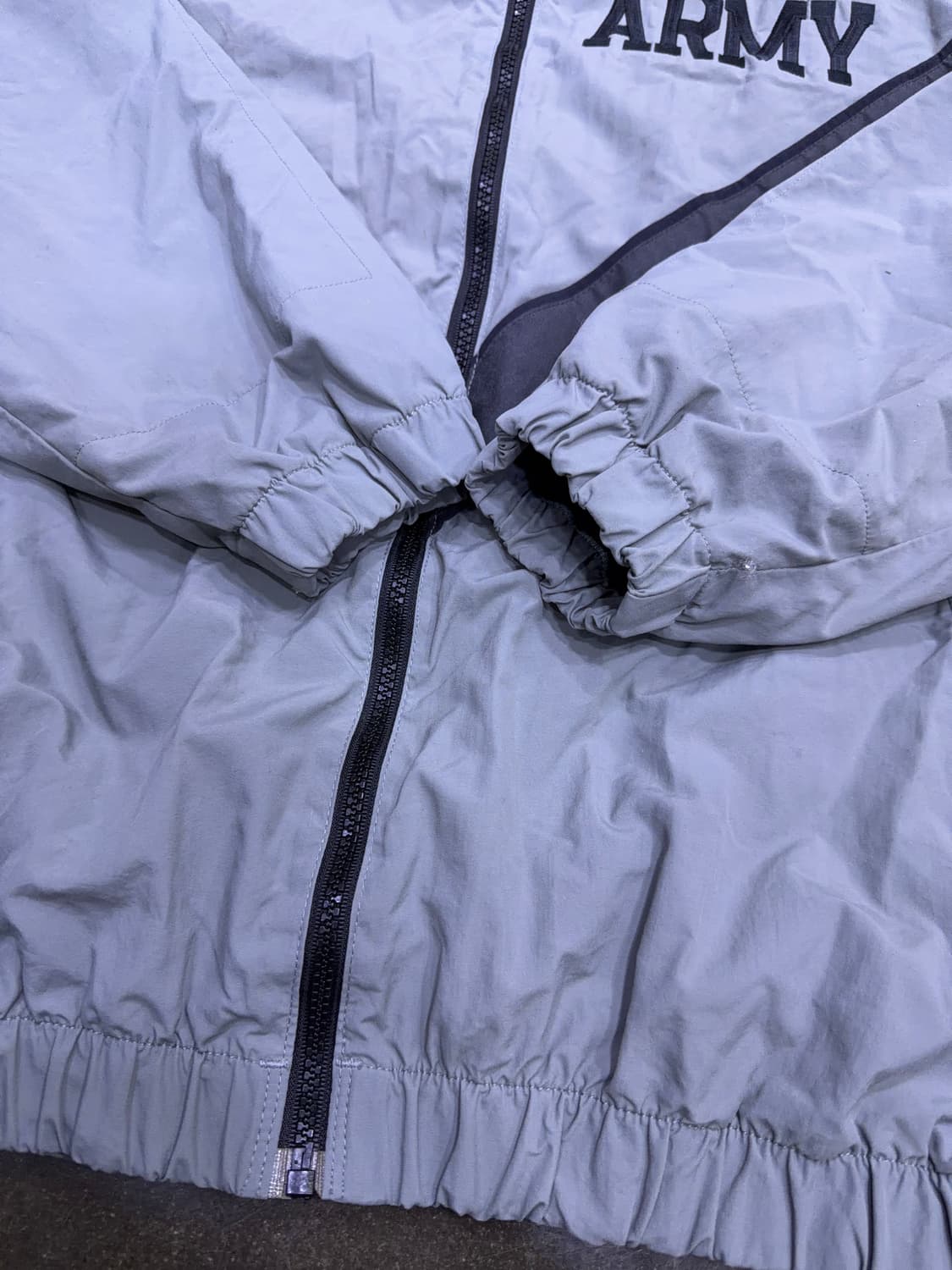 미군 ARMY 트레이닝 IPFU 바람막이 점퍼 봄버 L 상품이미지5