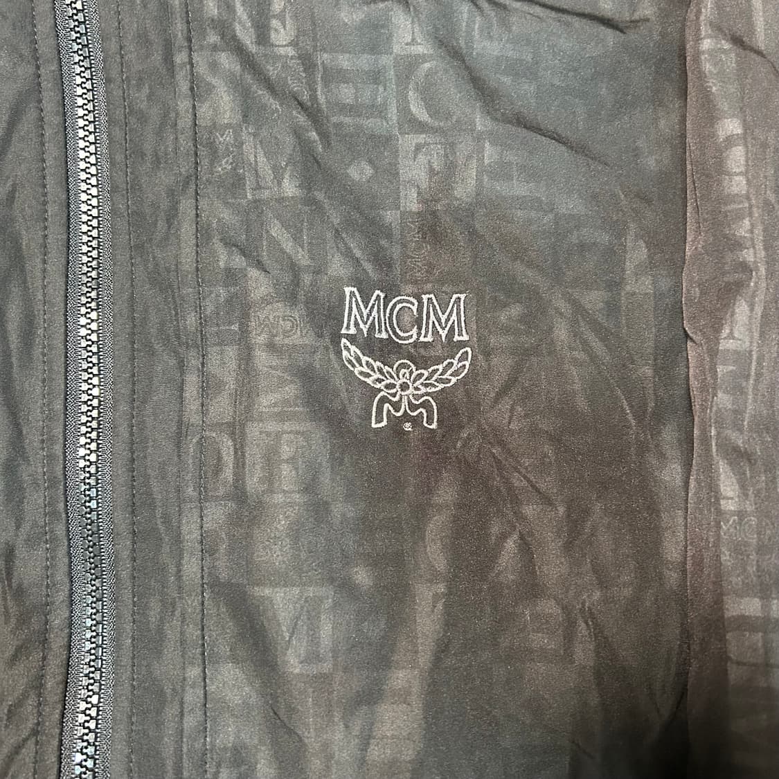 [XL] mcm 빅로고 올드스쿨 자카드 패턴 자켓 상품이미지3