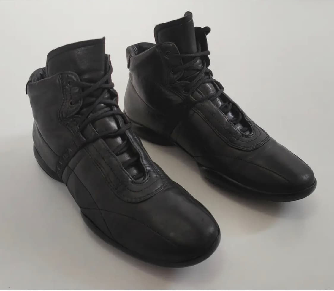 프라다스포츠 레더 하이탑 스니커즈 상품이미지1