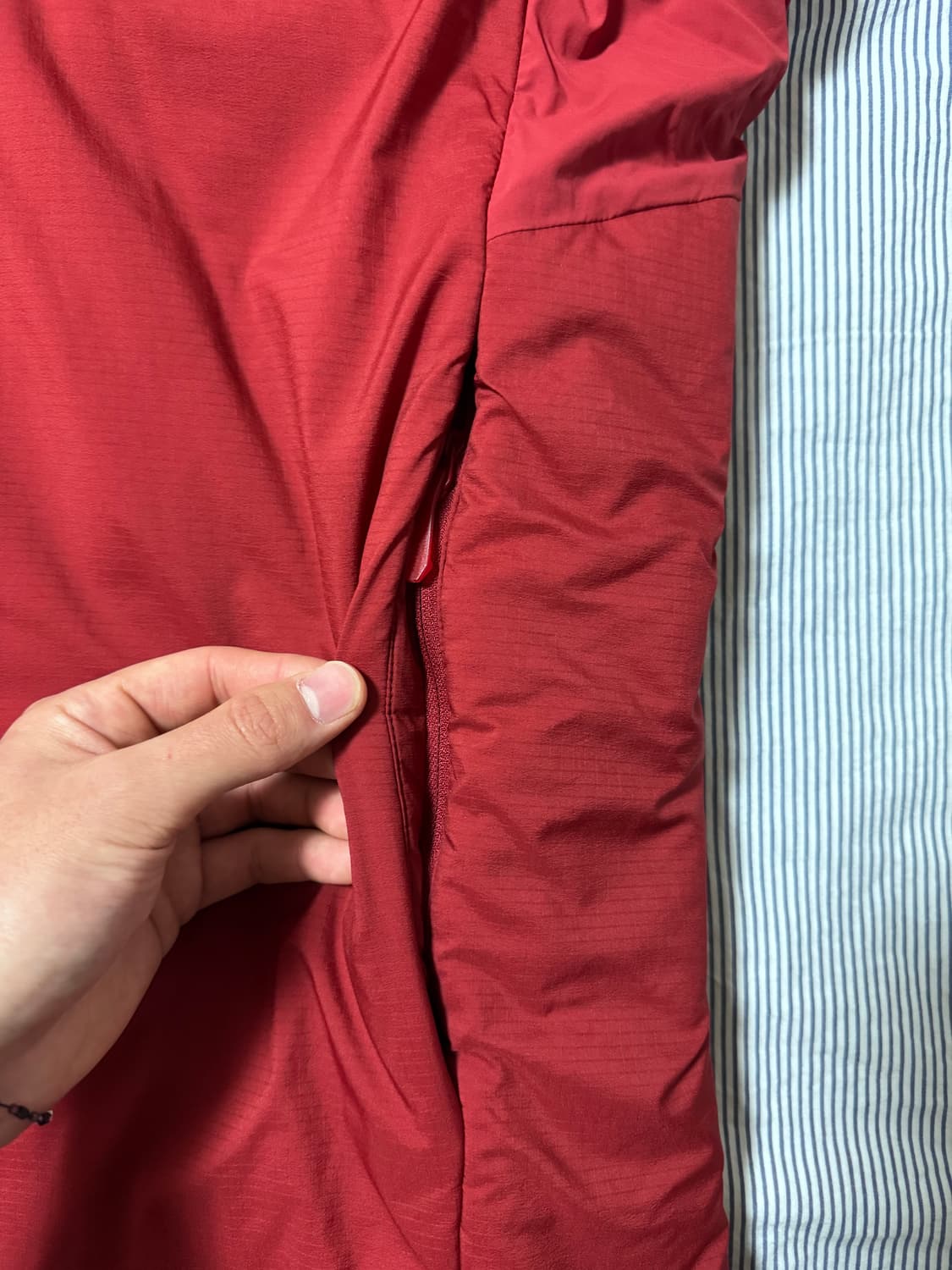 (SS급) 아크테릭스 아톰 AR 후디 보르도 M 상품이미지7