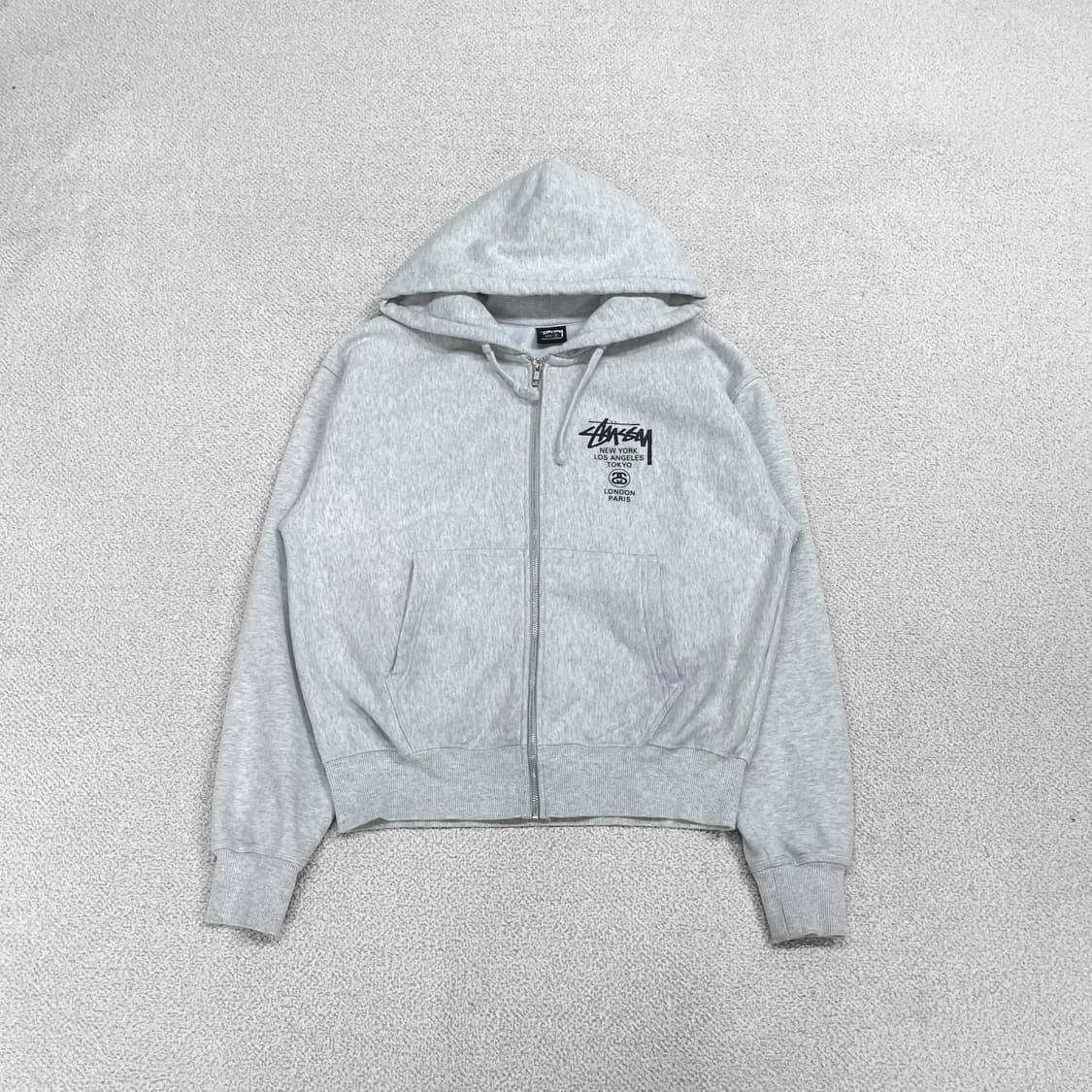 스투시 Stussy 월드투어 후드집업 그레이 상품이미지1