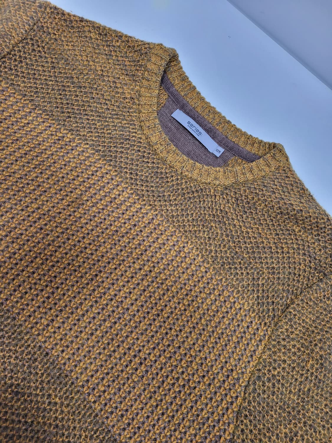 Series 시리즈 라운드넥  울 니트 / 남 105
 상품이미지4