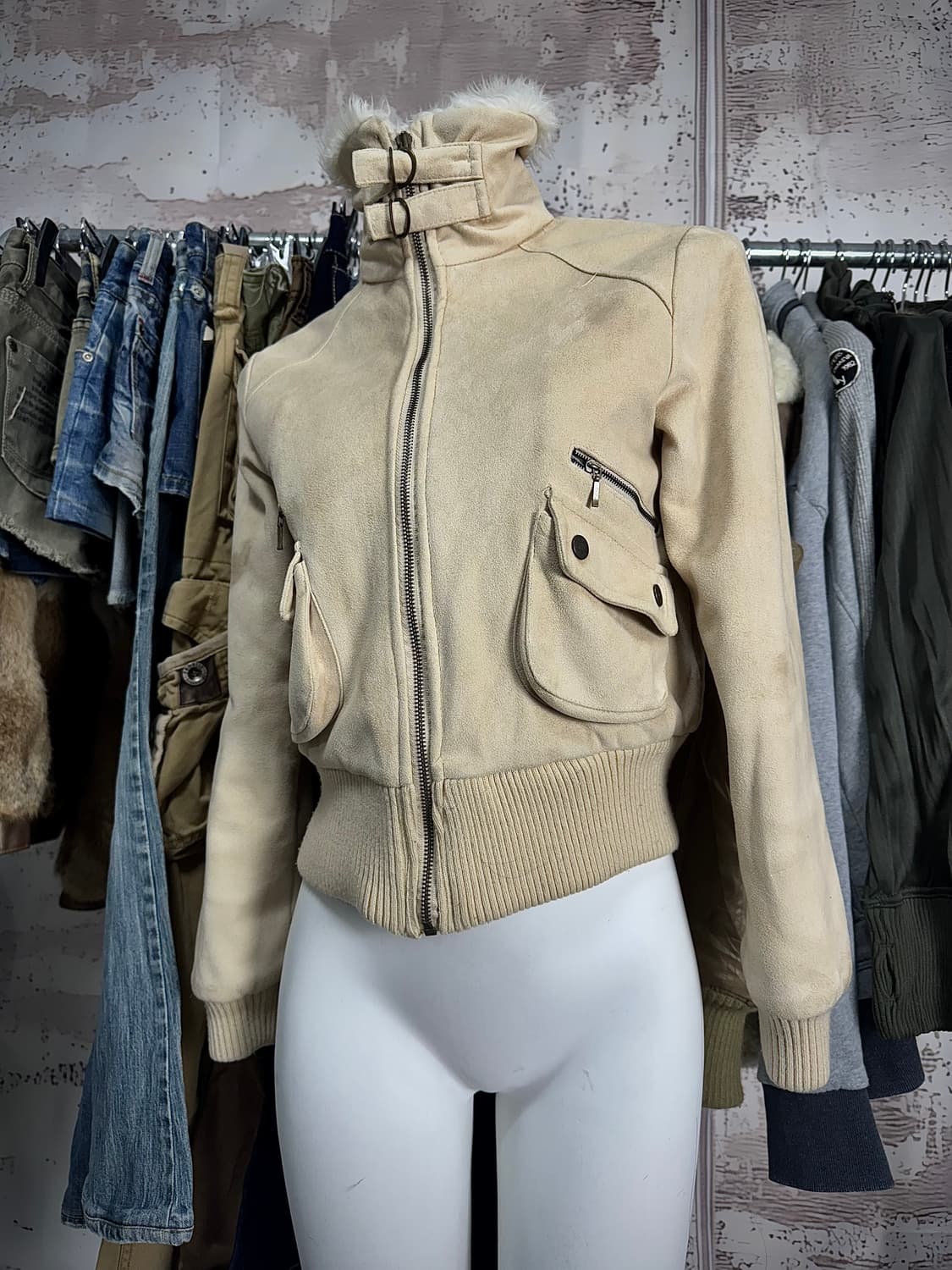 Cropped Suede Zip-Up Jacket 상품이미지1