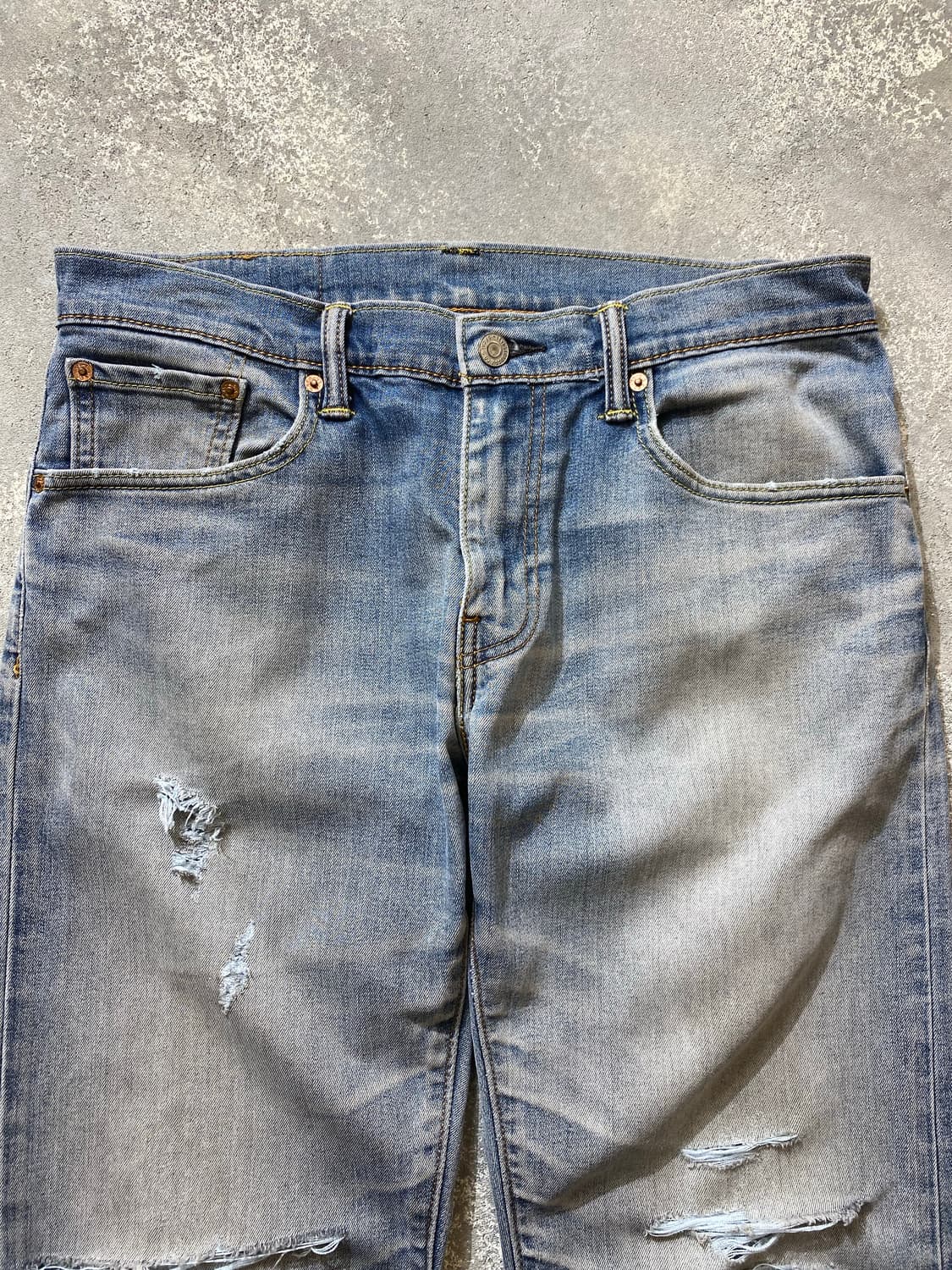 [32] Levi's 502 리바이스 레귤러핏 디스트레스드 데님팬츠 상품이미지2