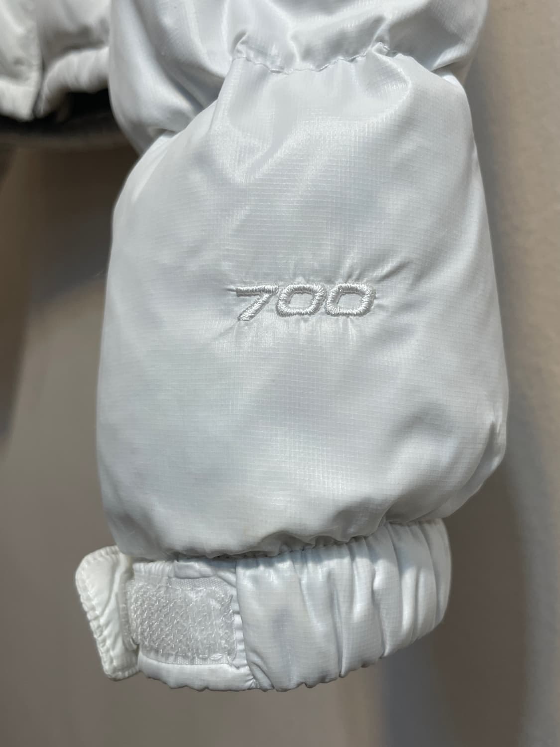 노스페이스 크롭 다운 자켓 상품이미지3