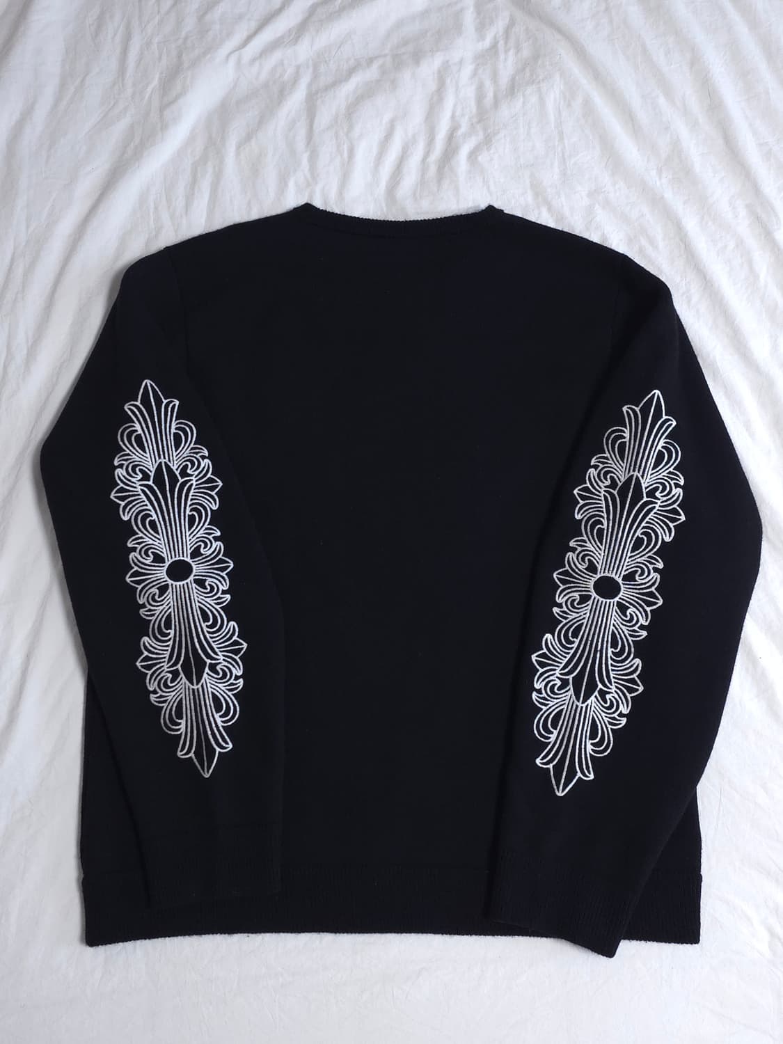 [XL] 크롬하츠 플로랄 자수 캐시미어 니트 블랙 상품이미지3