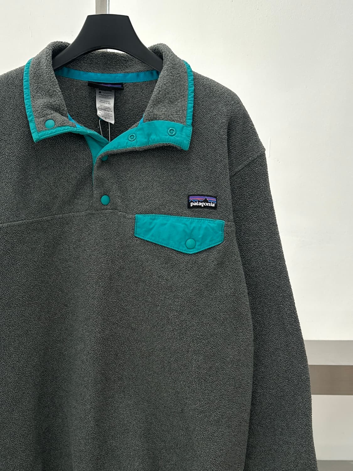 파타고니아 신칠라 그레이/블루그린 스냅 플리스  상품이미지5