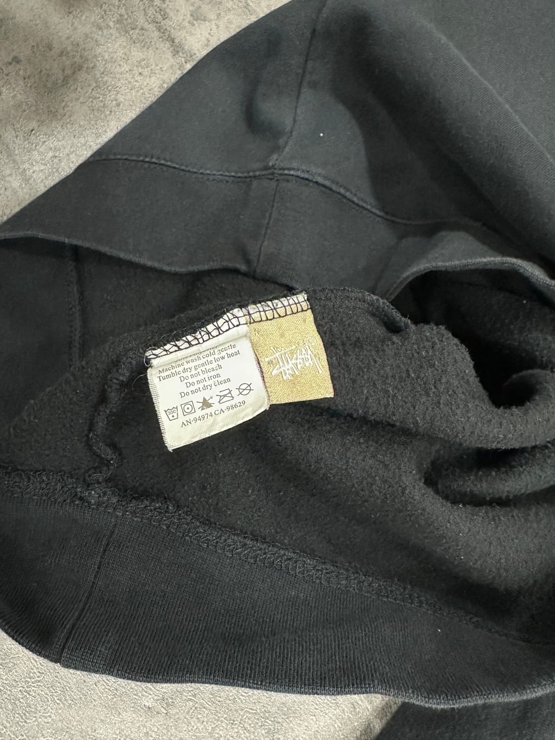 스투시 No.4 맨투맨 상품이미지4