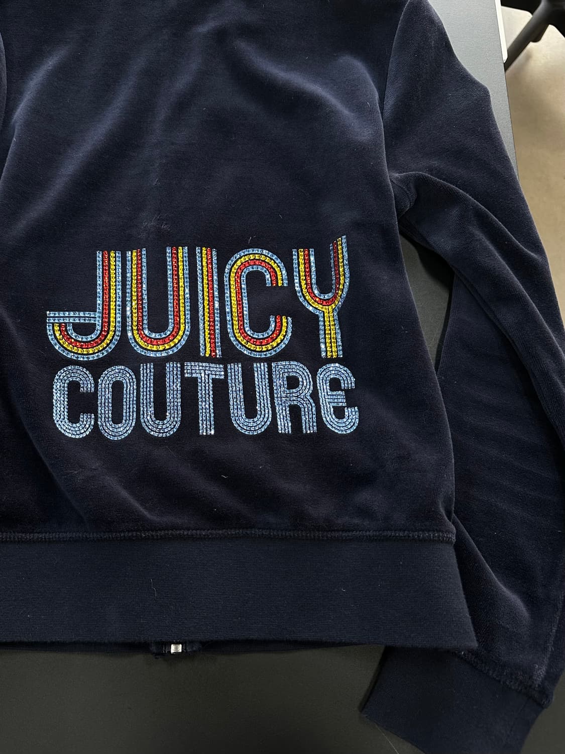 쥬시꾸뛰르 컬러큐빅 벨루어 후드집업 상품이미지5