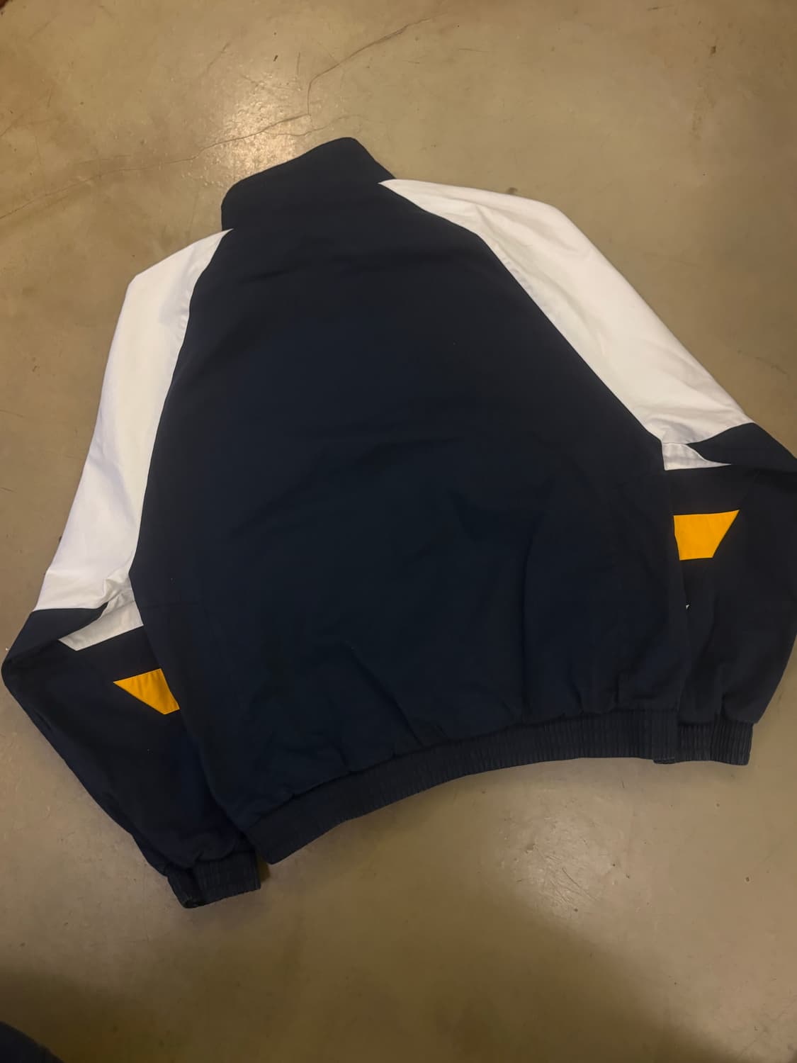 아디다스 레알마드리드 아이콘 탑 상품이미지2