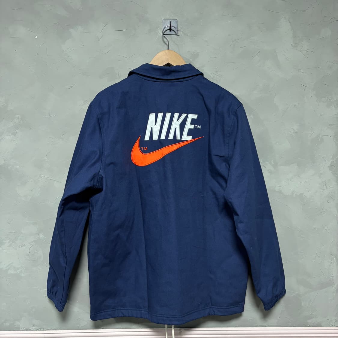 나이키 써마핏 누빔 코치 자켓 빅로고 상품이미지4