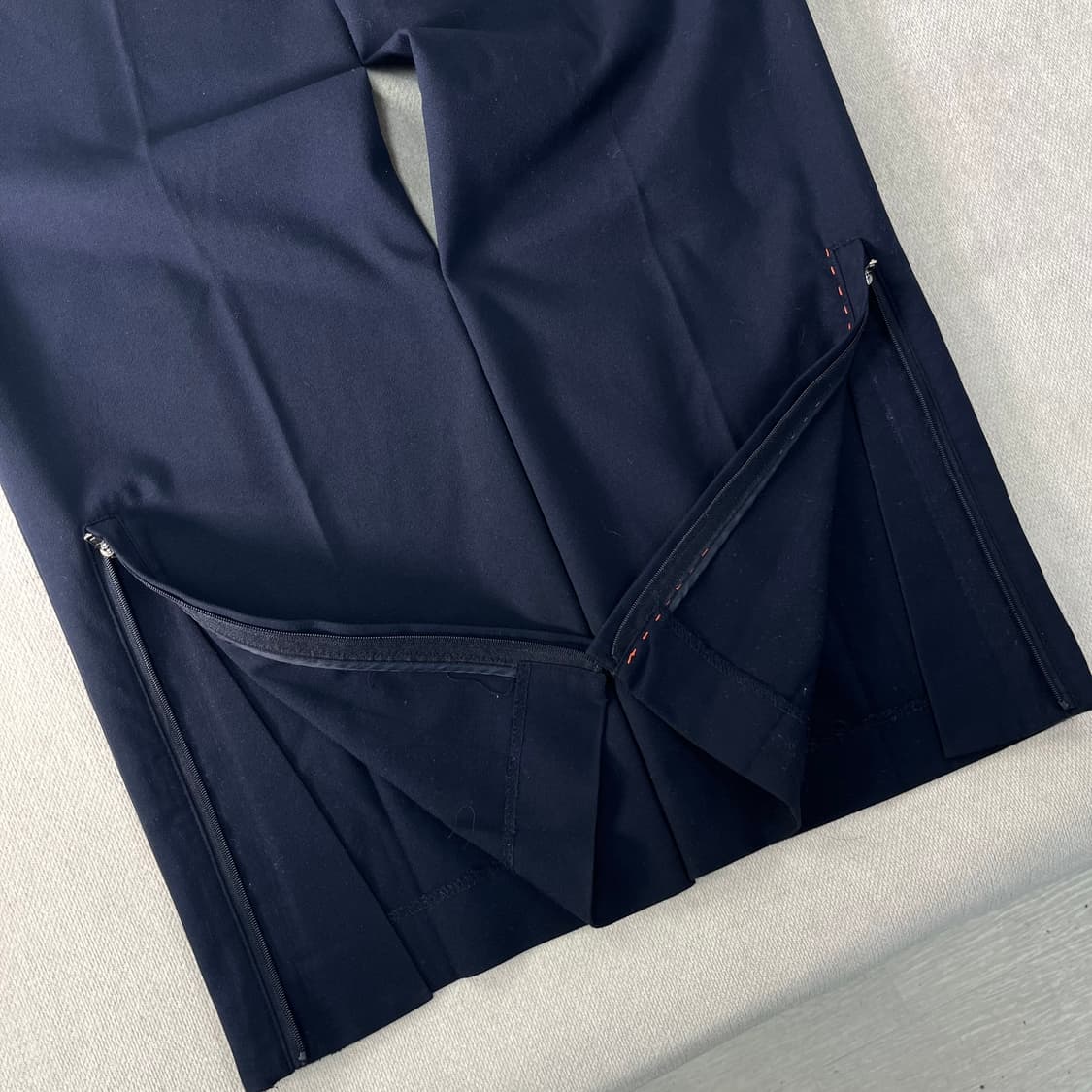 32 아더에러 투턱 네이비 치노팬츠 상품이미지6